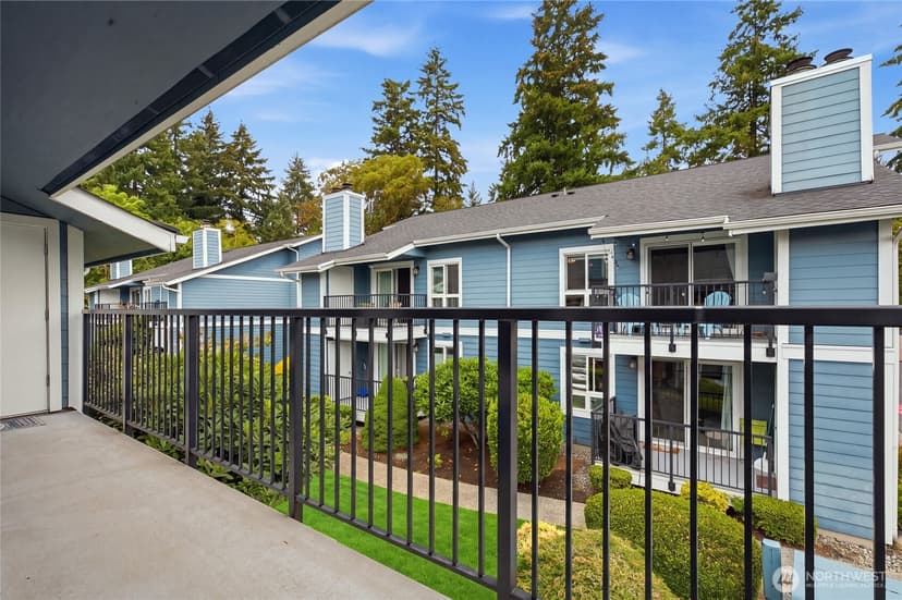 Property photo for 12516 SE 32nd Street #27, Bellevue photo 16