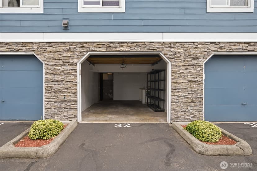 Property photo for 12516 SE 32nd Street #27, Bellevue photo 34