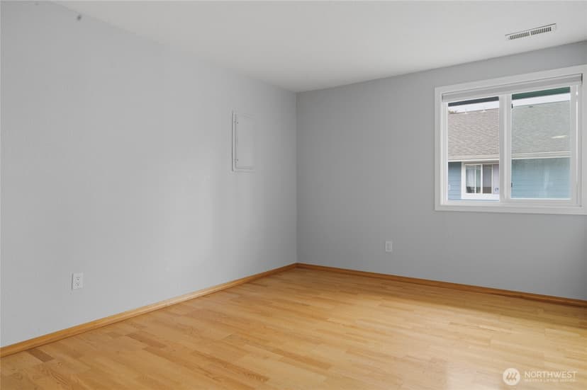 Property photo for 12516 SE 32nd Street #27, Bellevue photo 24