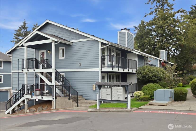 Property photo for 12516 SE 32nd Street #27, Bellevue photo 2
