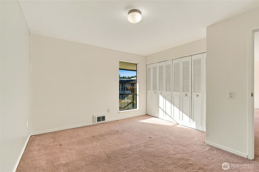 Property photo for 19409 56th Avenue W #301, Lynnwood photo 18