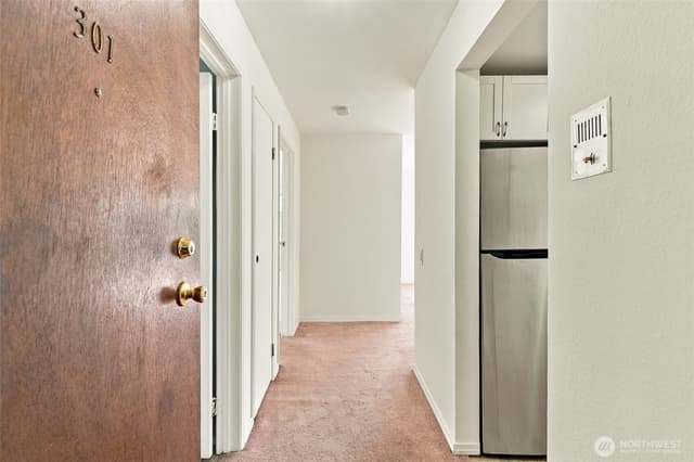 Property photo for 19409 56th Avenue W #301, Lynnwood photo 4