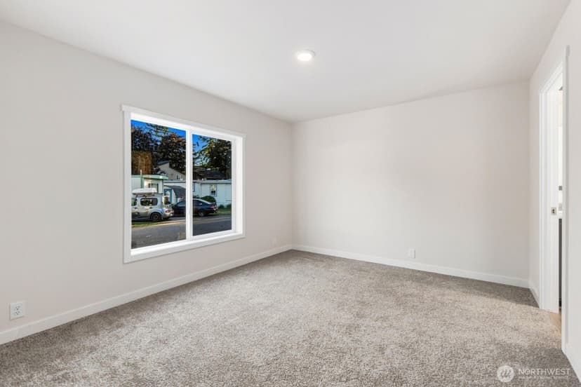 Property photo for 1540 Maple Lane S #33, Kent photo 12