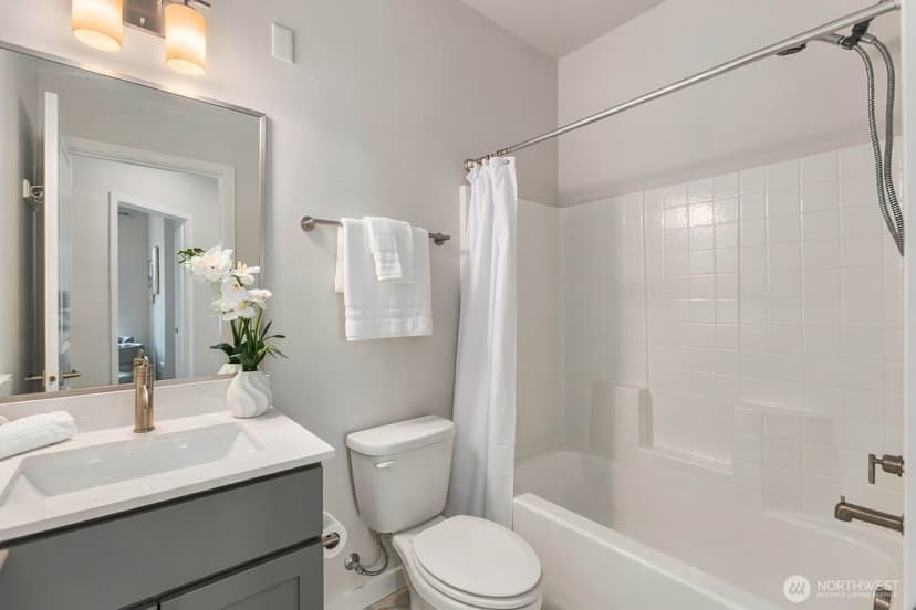 Property photo for 1237 Meander Way SE #302F, North Bend photo 25
