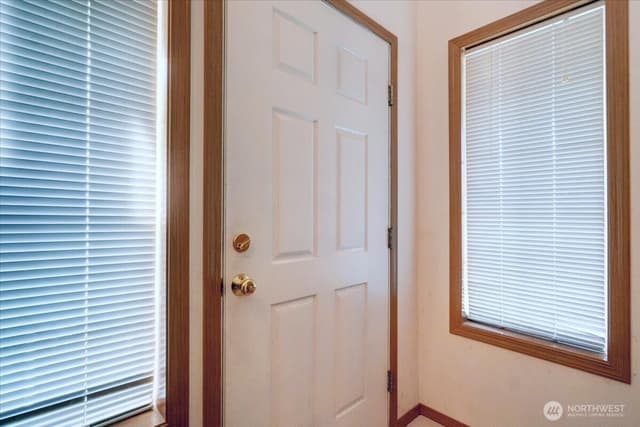 Property photo for 9029 S J Street, Tacoma photo 3