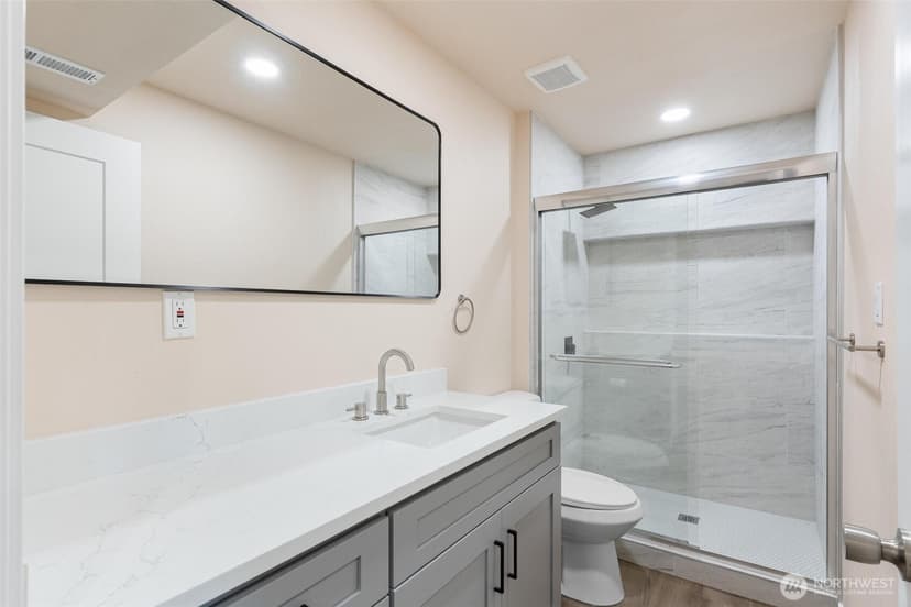 Property photo for 4203 SW 328th Street, Federal Way photo 20