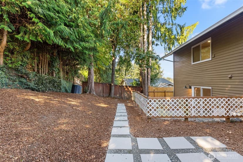 Property photo for 4203 SW 328th Street, Federal Way photo 37