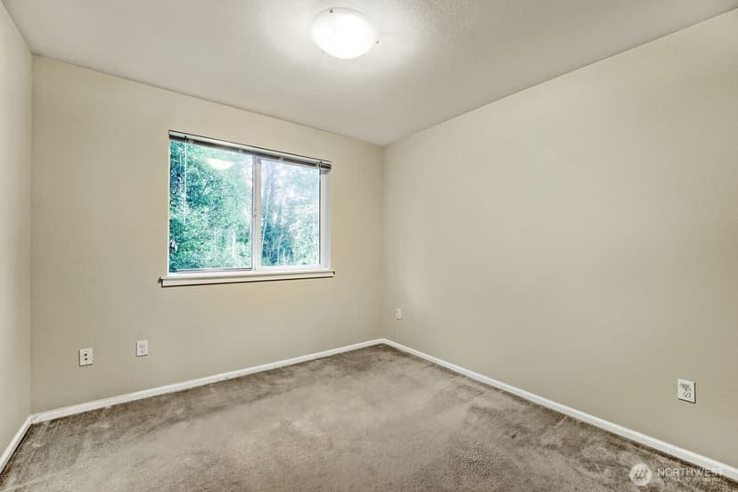 Property photo for 2063 S 263rd Street, Des Moines photo 21