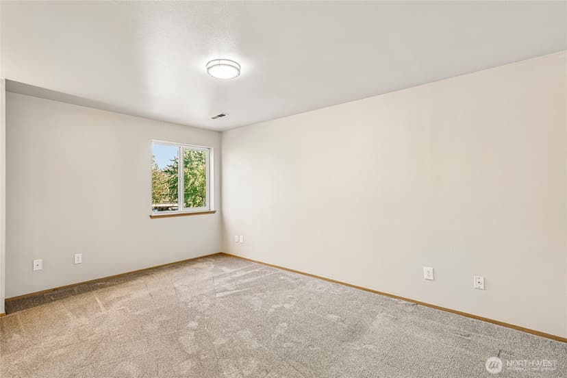 Property photo for 17524 27th Avenue NE, Marysville photo 19