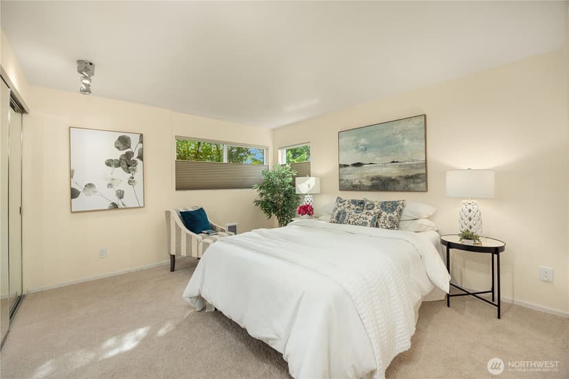 Property photo for 301 22nd Avenue E #1A, Seattle photo 11