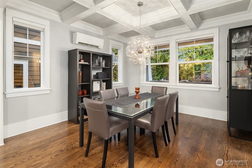 Property photo for 111 NE 63rd Street, Seattle photo 11