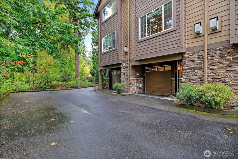 Property photo for 23036 NE 8th Street #D, Sammamish photo 24
