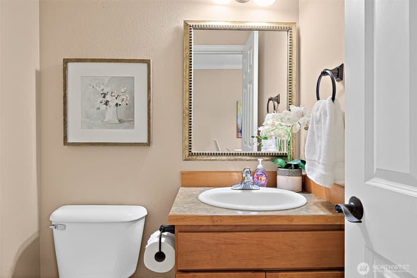 Property photo for 23036 NE 8th Street #D, Sammamish photo 11