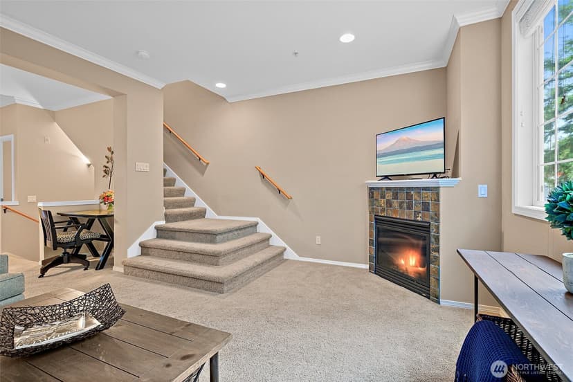 Property photo for 23036 NE 8th Street #D, Sammamish photo 7