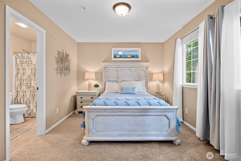 Property photo for 23036 NE 8th Street #D, Sammamish photo 17