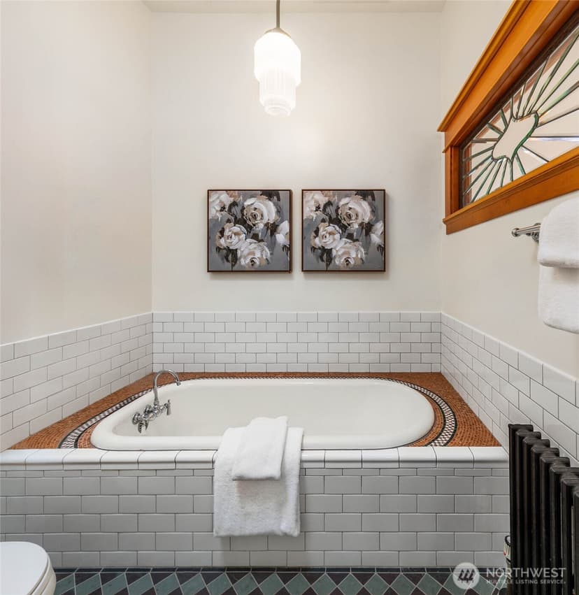 Property photo for 2117 N 36th Street, Seattle photo 27