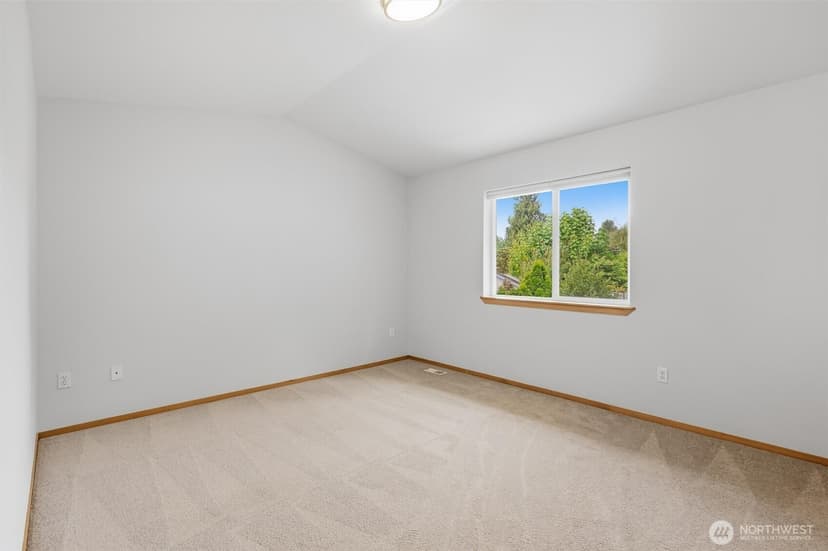 Property photo for 1603 94th Drive SE #B, Lake Stevens photo 20