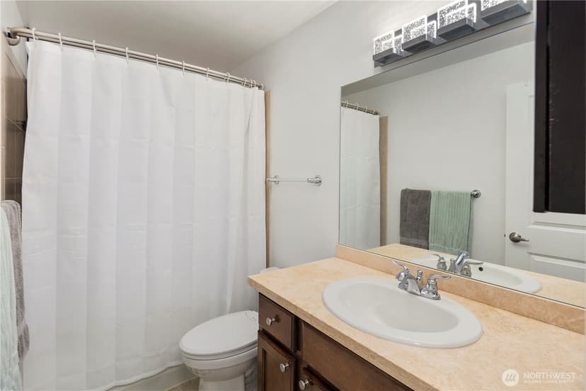 Property photo for 8816 Nesbit Avenue N #302, Seattle photo 16