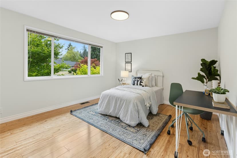 Property photo for 14406 NE 11th Place, Bellevue photo 21