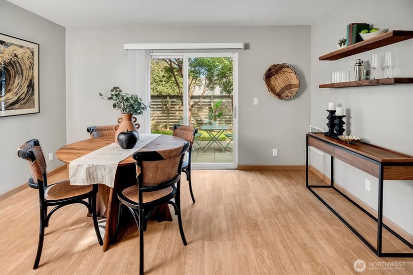 Property photo for 116 24th Avenue S, Seattle photo 13