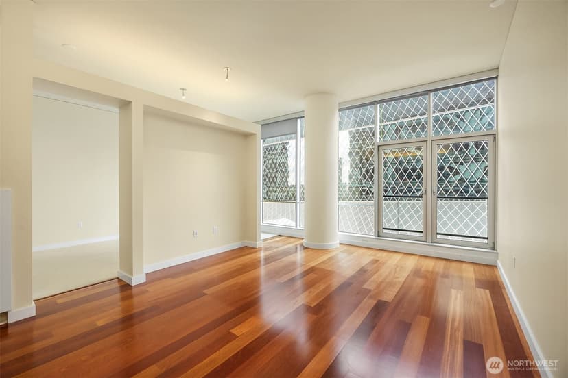 Property photo for 909 5th Avenue #502, Seattle photo 12