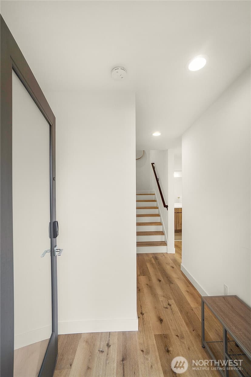 Property photo for 939 NW 56th Street #B, Seattle photo 4