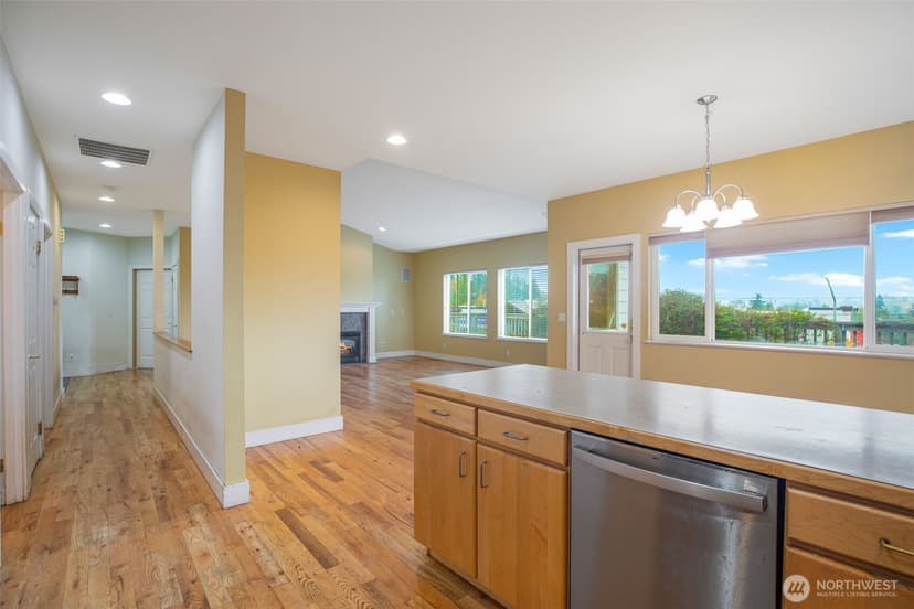 Property photo for 1617 5th Street SE, Puyallup photo 14