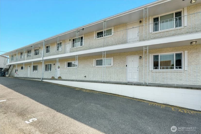 Property photo for 2501 Rucker Avenue, Everett photo 2