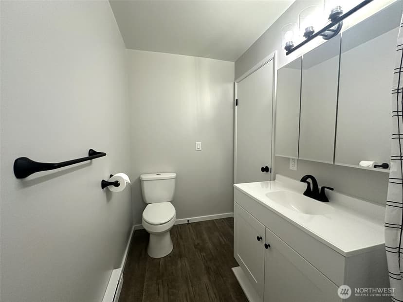 Property photo for 2501 Rucker Avenue, Everett photo 22