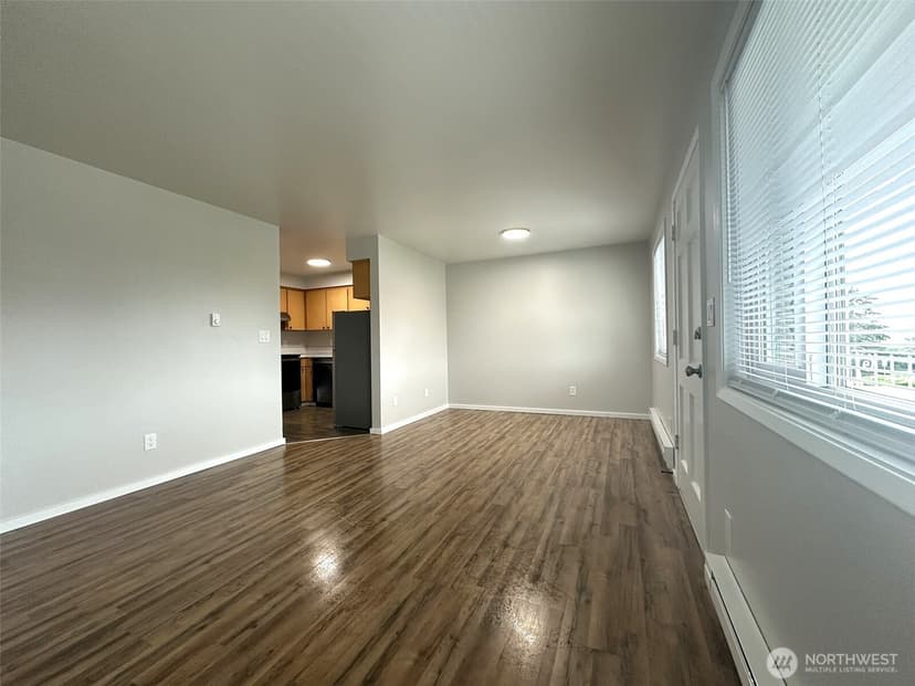 Property photo for 2501 Rucker Avenue, Everett photo 15