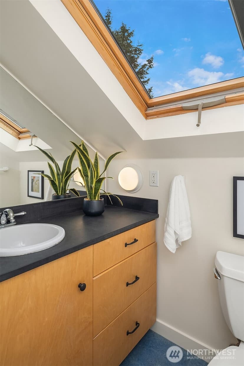 Property photo for 311 N 47th Street, Seattle photo 26