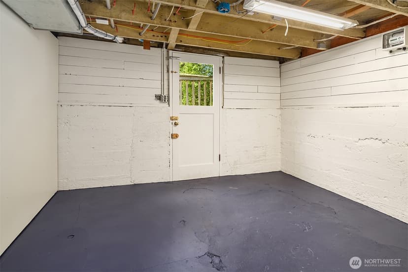 Property photo for 311 N 47th Street, Seattle photo 31