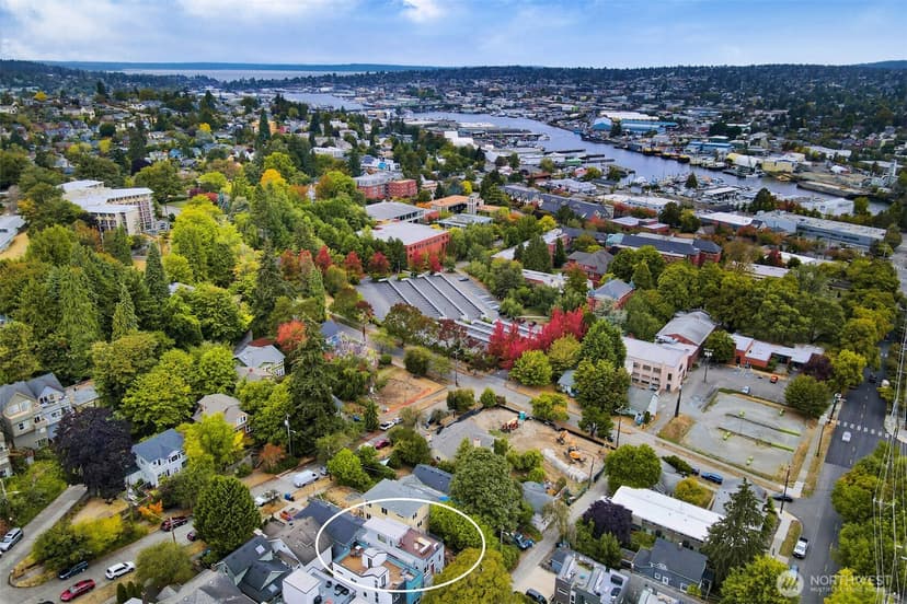 Property photo for 3022 4th Avenue W, Seattle photo 37
