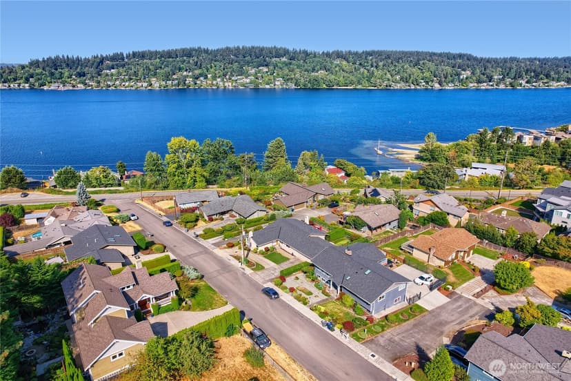 Property photo for 1112 N 38th Street, Renton photo 35