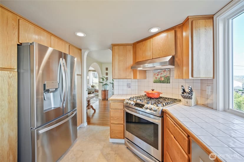Property photo for 1112 N 38th Street, Renton photo 12