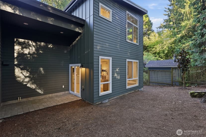 Property photo for 13351 25th Avenue NE, Seattle photo 25