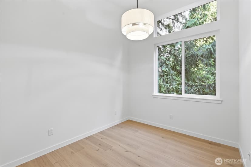 Property photo for 13351 25th Avenue NE, Seattle photo 22