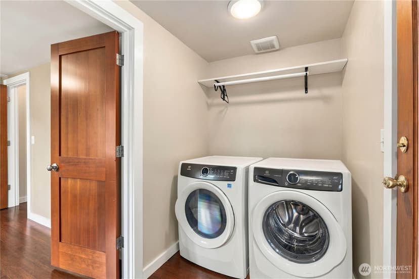 Property photo for 730 N 100th Street, Seattle photo 21
