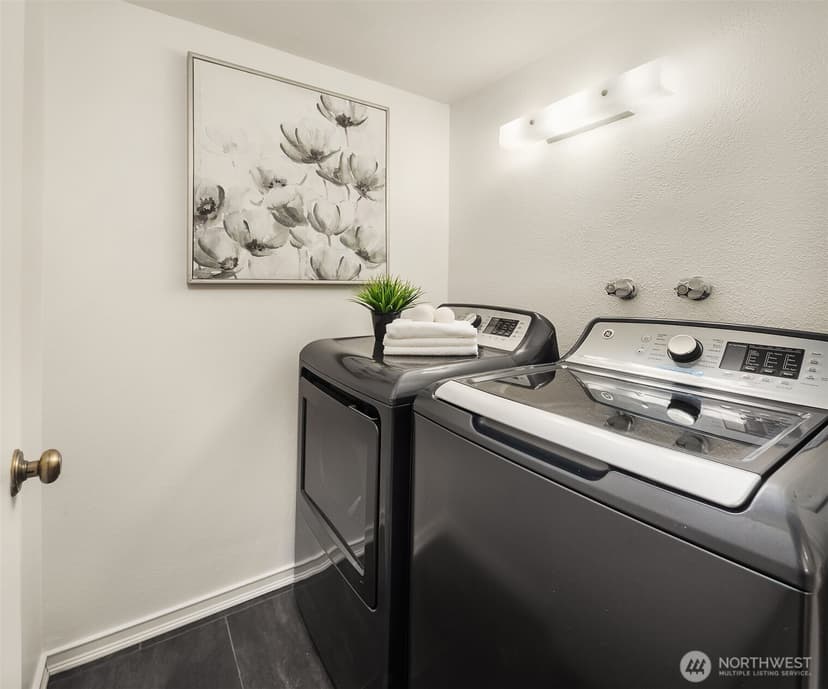 Property photo for 17417 Ashworth Avenue N #203, Shoreline photo 18