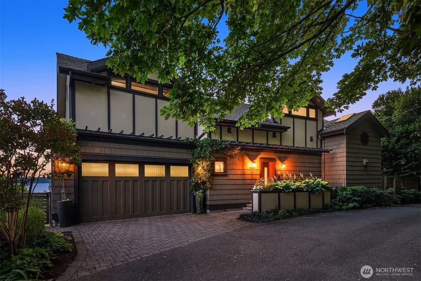 Property photo for 10411 Maplewood Place SW, Seattle photo 40