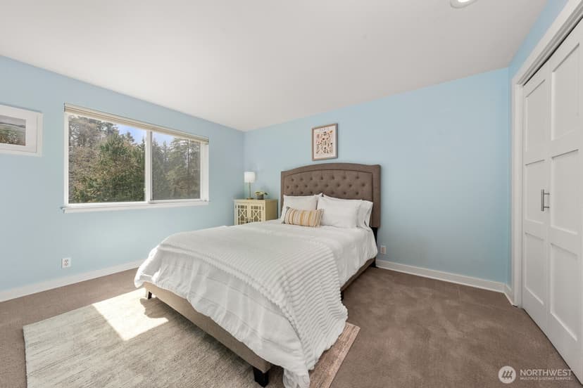 Property photo for 4830 88th Place SE, Mercer Island photo 18
