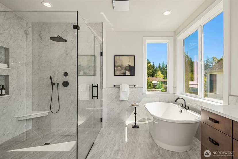Property photo for 1555 158th Court SE, Bellevue photo 24