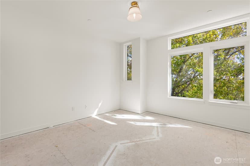 Property photo for 1535 19th Avenue, Seattle photo 15