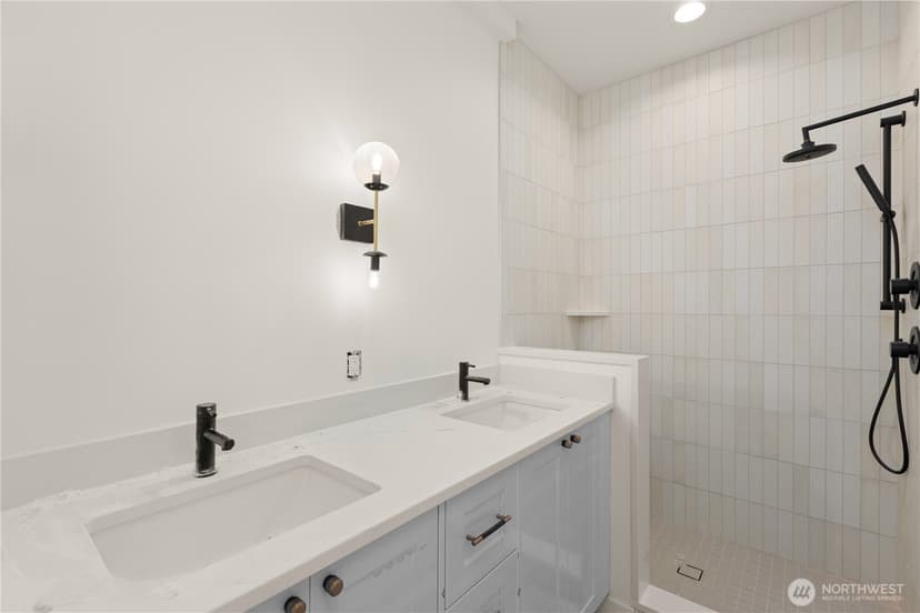 Property photo for 1535 19th Avenue, Seattle photo 20