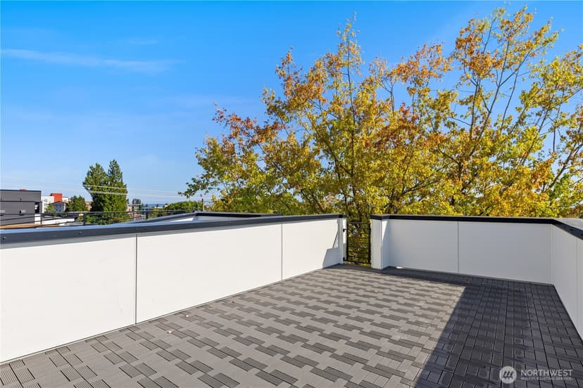 Property photo for 1535 19th Avenue, Seattle photo 24