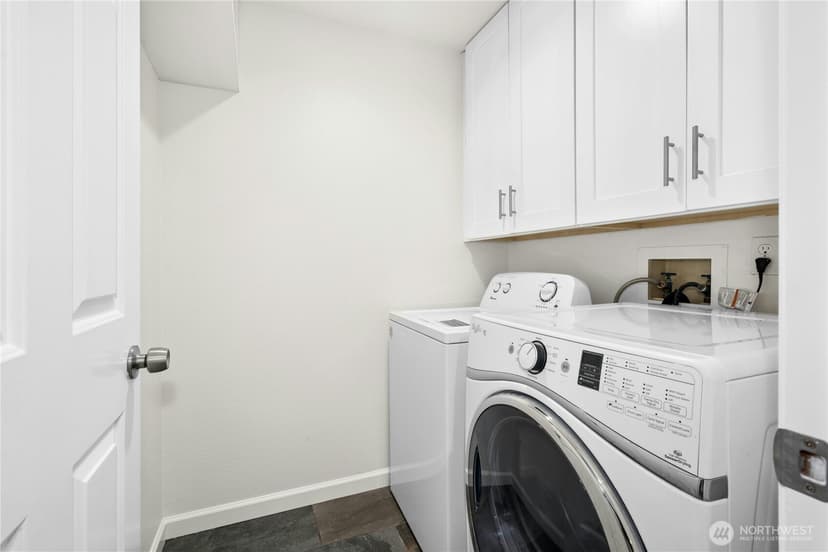 Property photo for 13725 NE 87th Street, Redmond photo 16