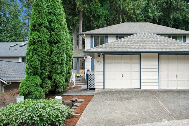 Property photo for 13725 NE 87th Street, Redmond