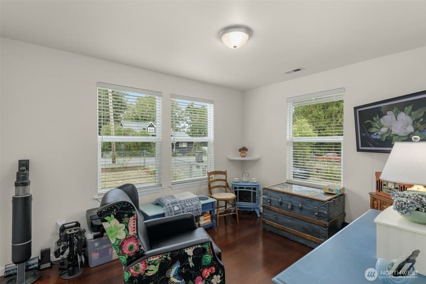 Property photo for 1532 Naval Avenue, Bremerton photo 12