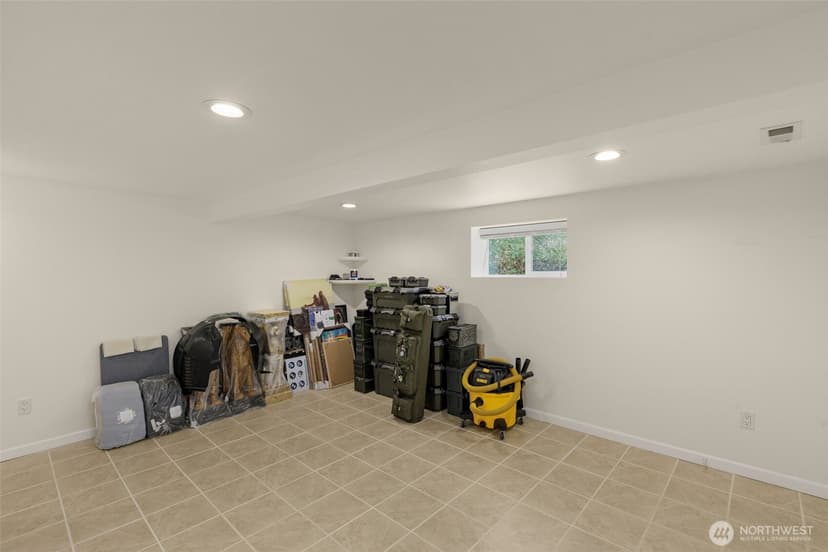 Property photo for 1532 Naval Avenue, Bremerton photo 17