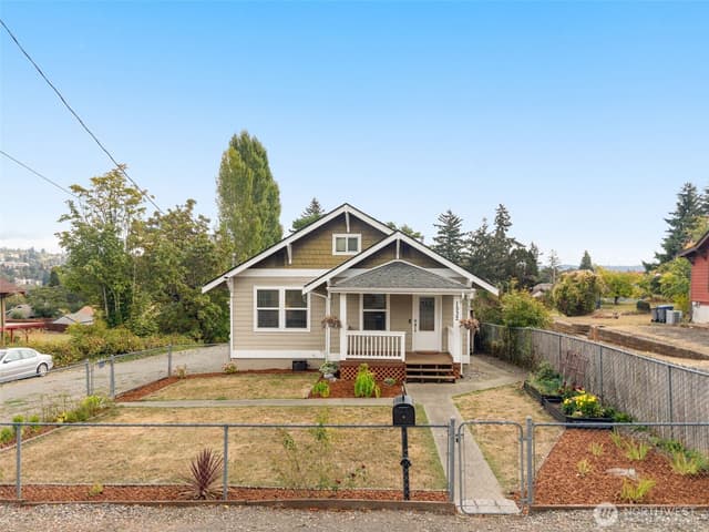 Property photo for 1532 Naval Avenue, Bremerton